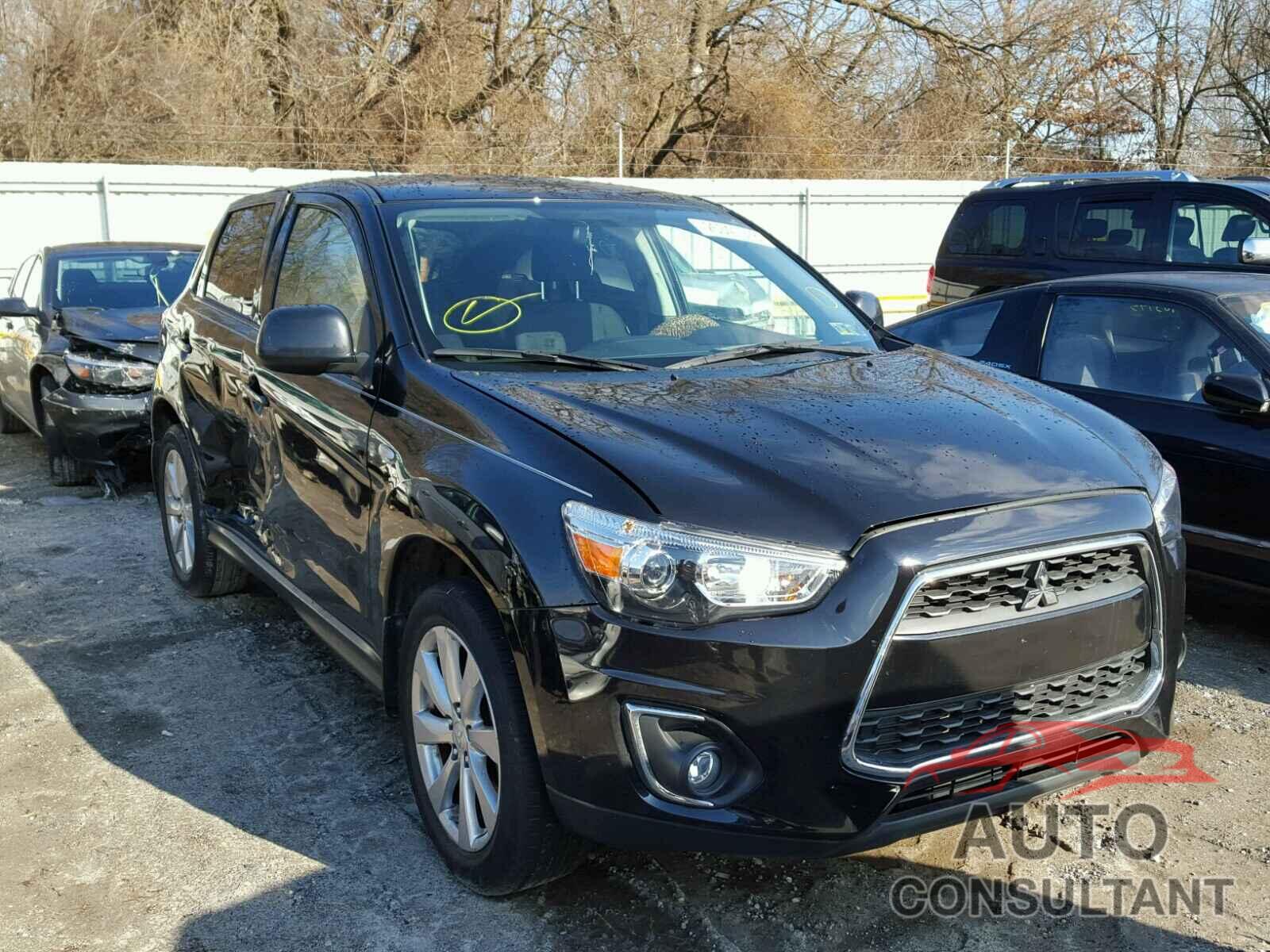 MITSUBISHI OUTLANDER 2015 - 4A4AP3AU2FE052933