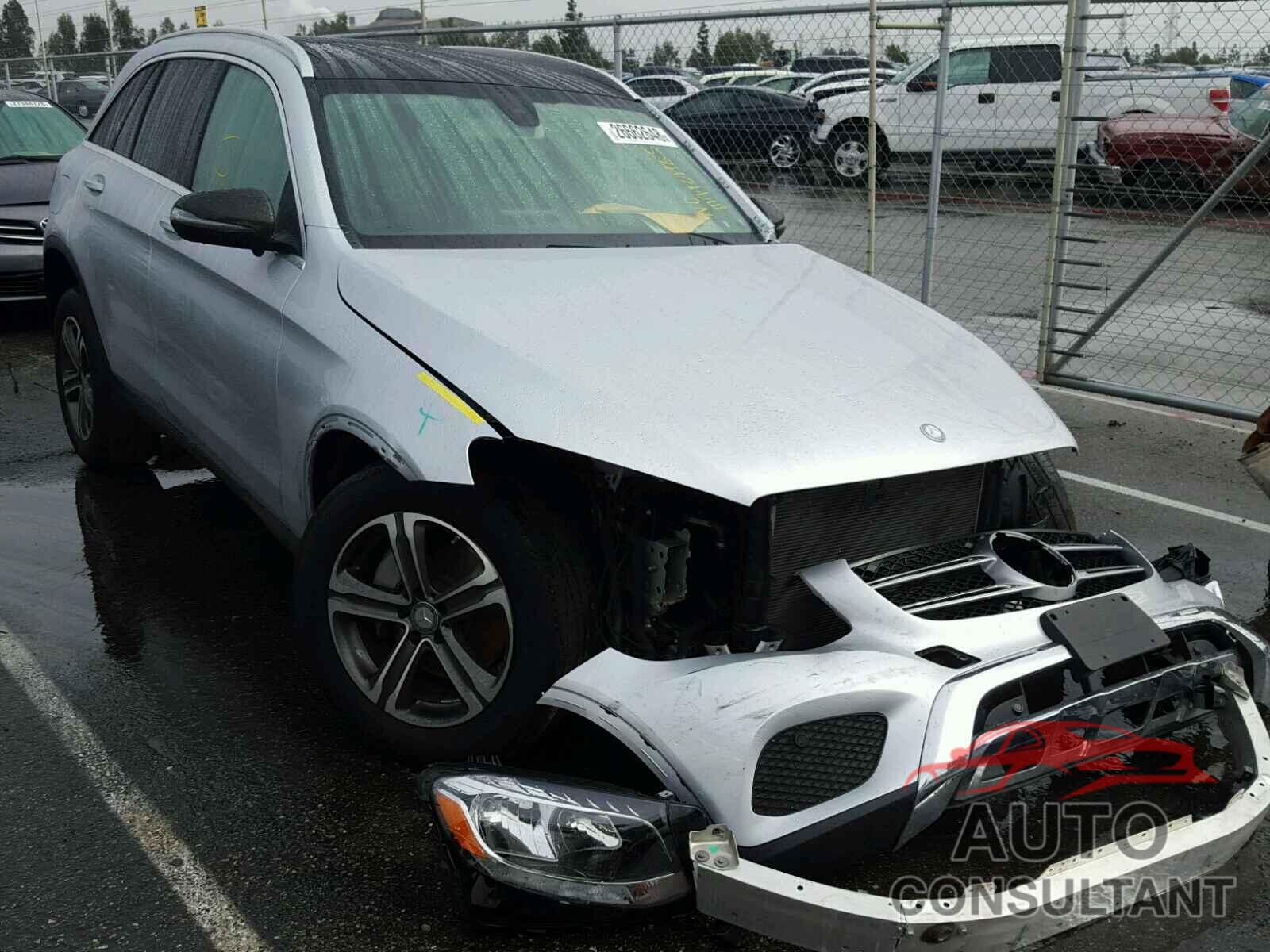 MERCEDES-BENZ GLC300 2016 - WDC0G4JB2GF032467