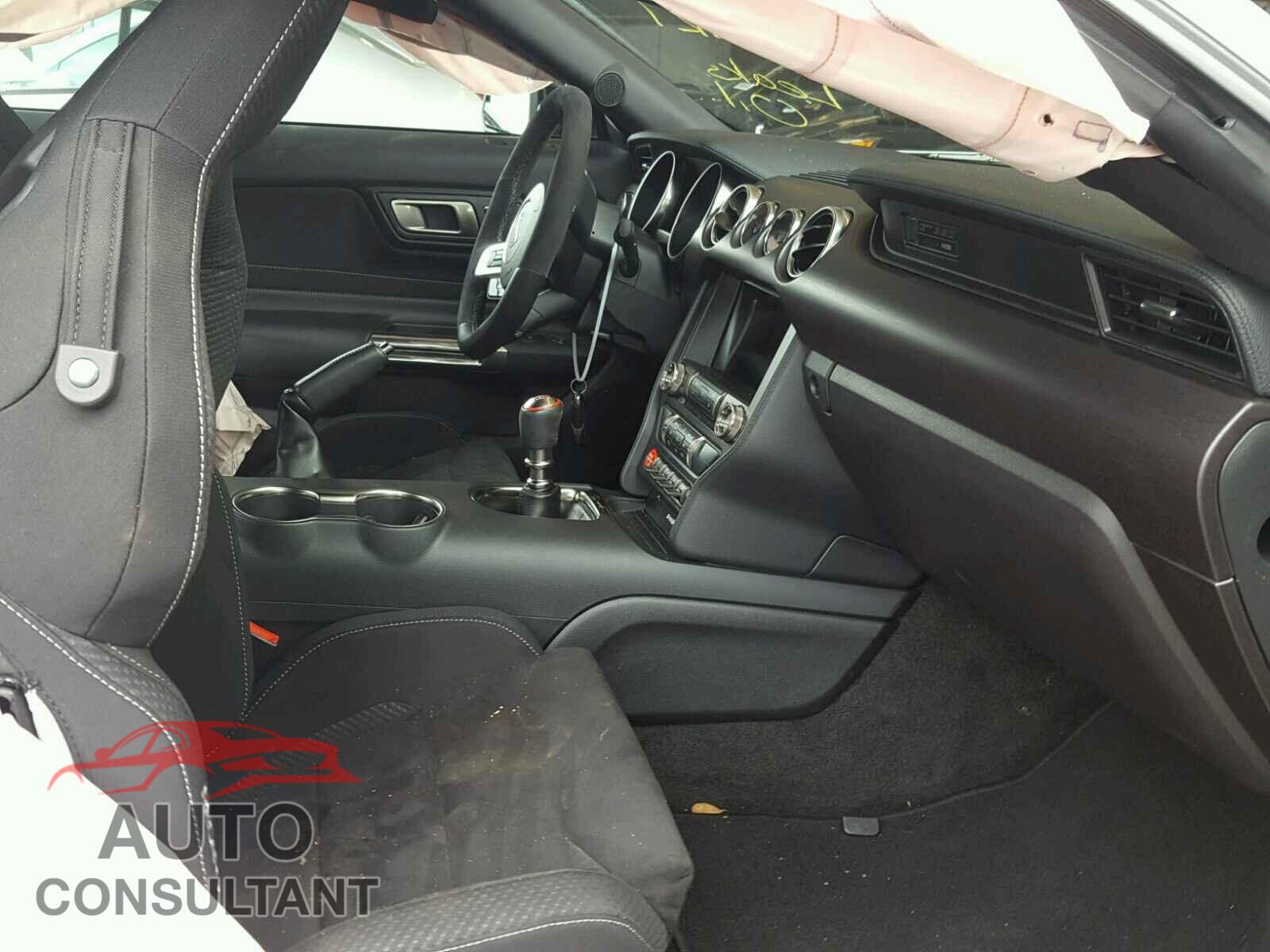 FORD MUSTANG 2017 - 1FA6P8JZ3H5524619