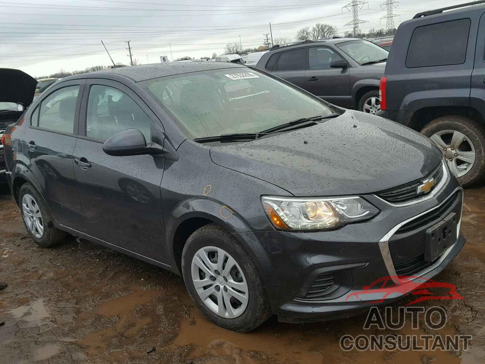 CHEVROLET SONIC 2017 - 1G1JB5SH6H4131798