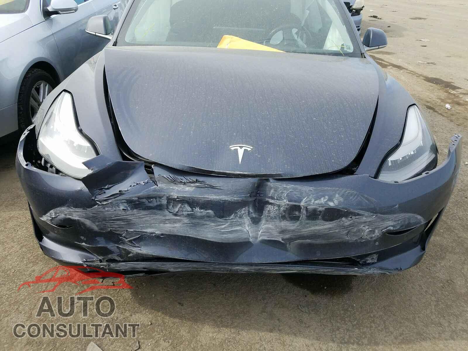 TESLA MODEL 3 2017 - 5YJ3E1EA1HF000611