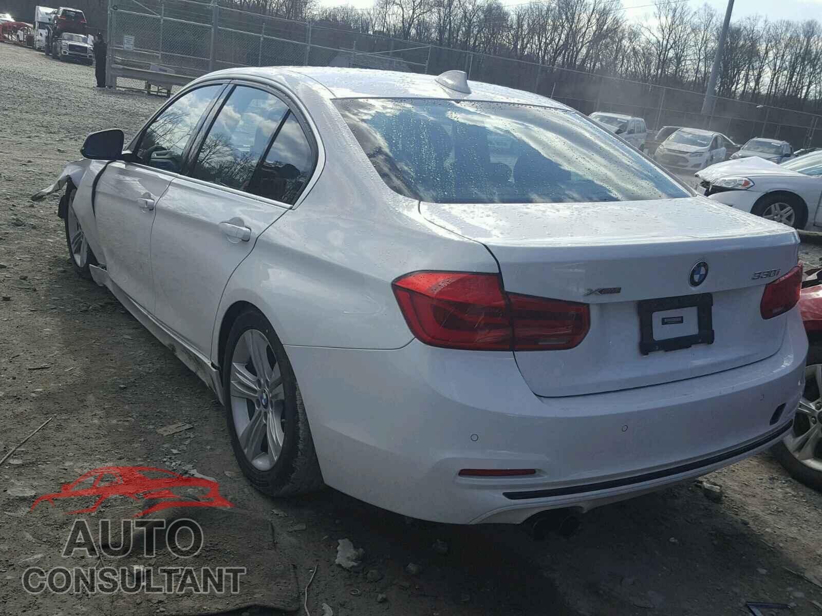 BMW 3 SERIES 2017 - WBA8D9C35HA011502