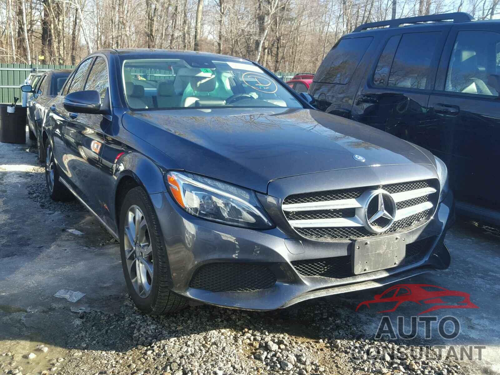MERCEDES-BENZ C300 2016 - 55SWF4KB5GU123897