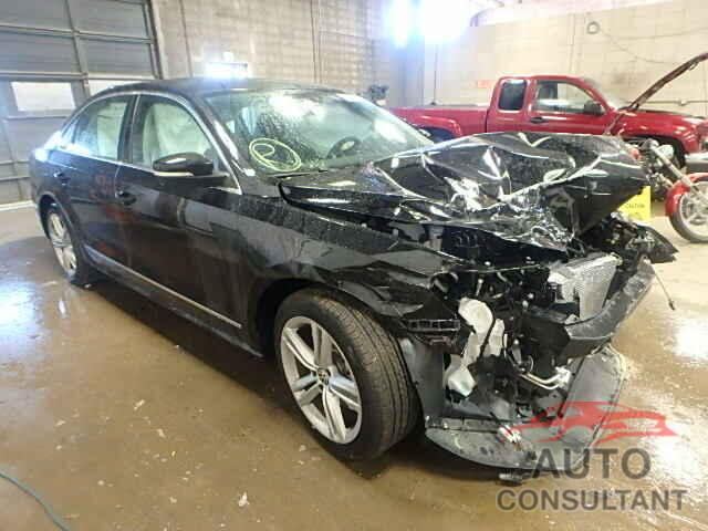 VOLKSWAGEN PASSAT 2015 - 1VWCV7A39FC072738
