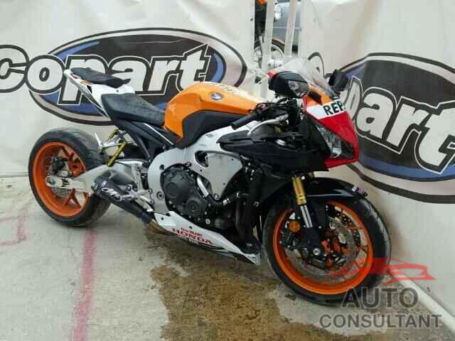 HONDA CBR CYCLE 2015 - JH2SC5942FK700254