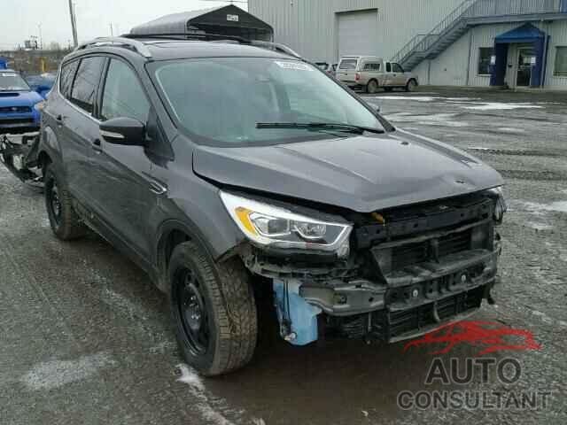 FORD ESCAPE 2017 - 1FMCU9J92HUD78923