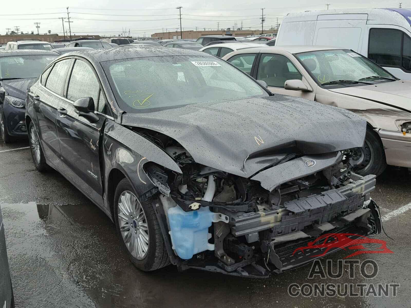 FORD FUSION 2016 - 3FA6P0LU7GR385559