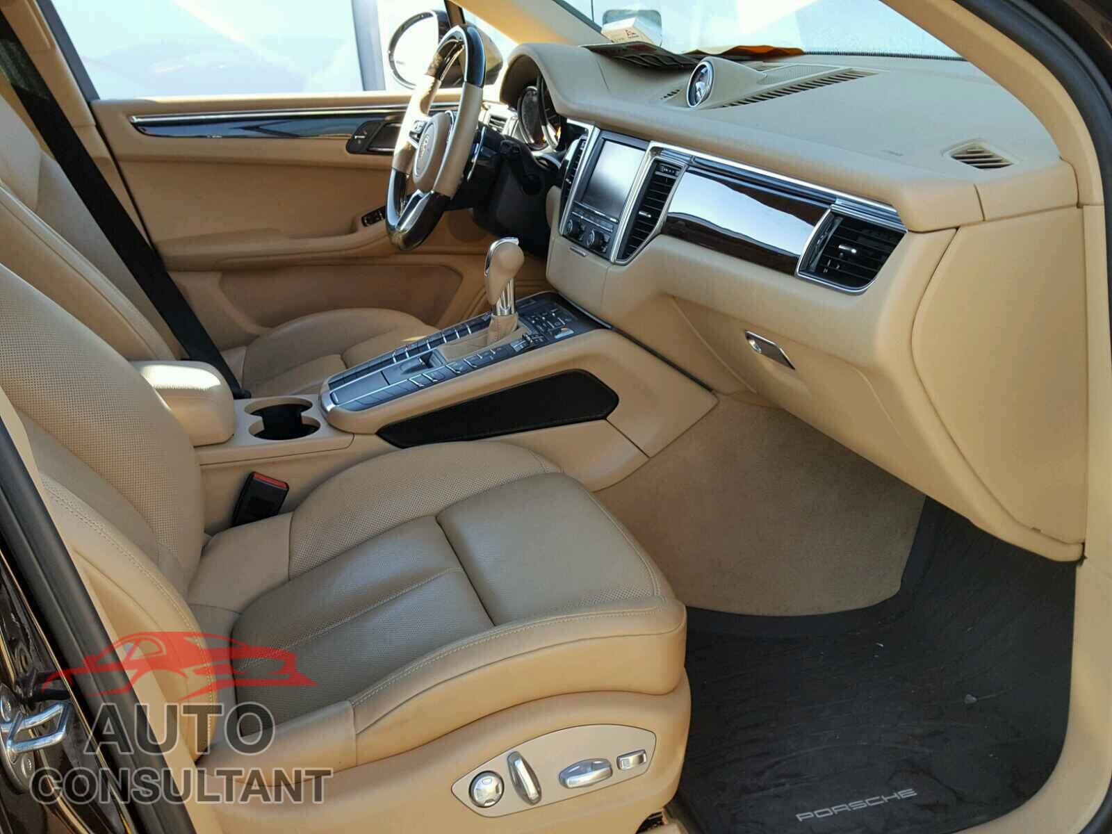 PORSCHE MACAN 2016 - WP1AB2A50GLB42005