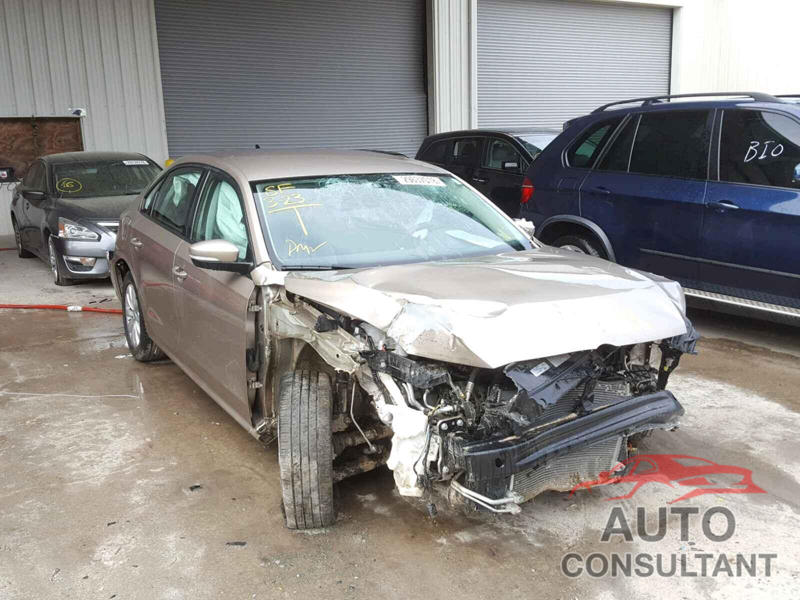 VOLKSWAGEN PASSAT 2015 - 1VWAS7A3XFC009373