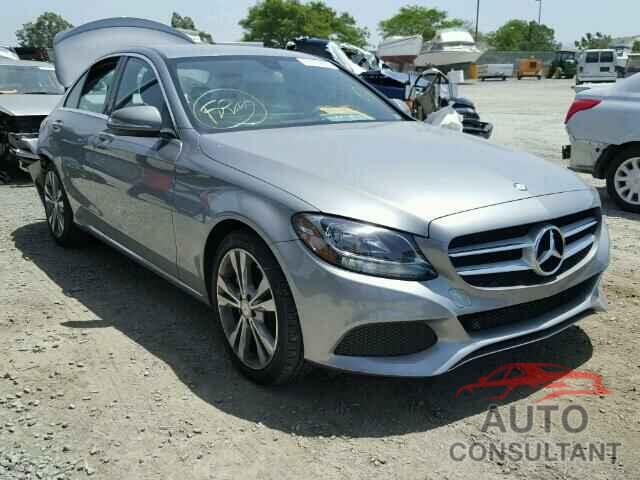 MERCEDES-BENZ C300 2015 - 55SWF4JB3FU069757