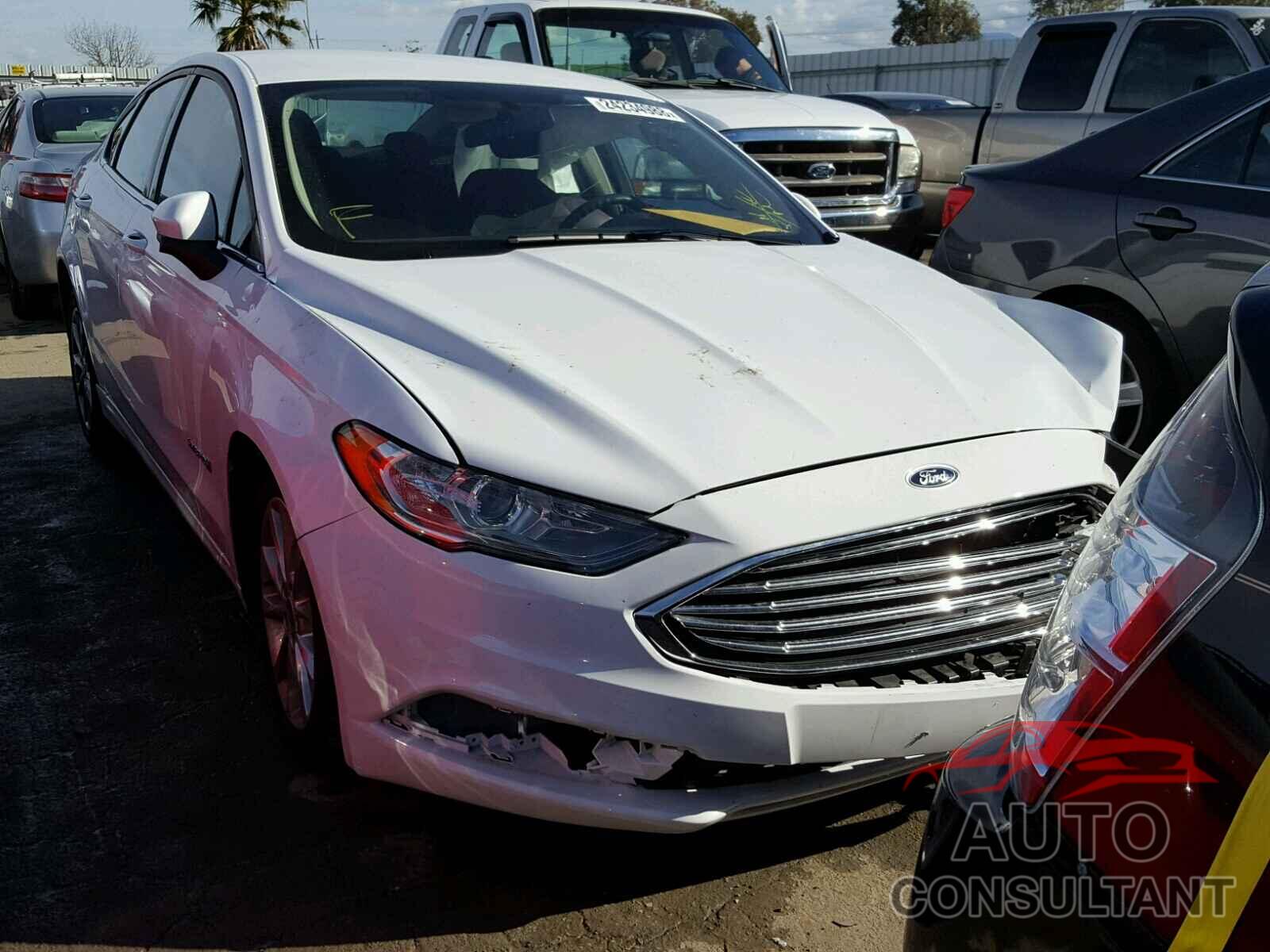 FORD FUSION 2017 - 3FA6P0LUXHR326197