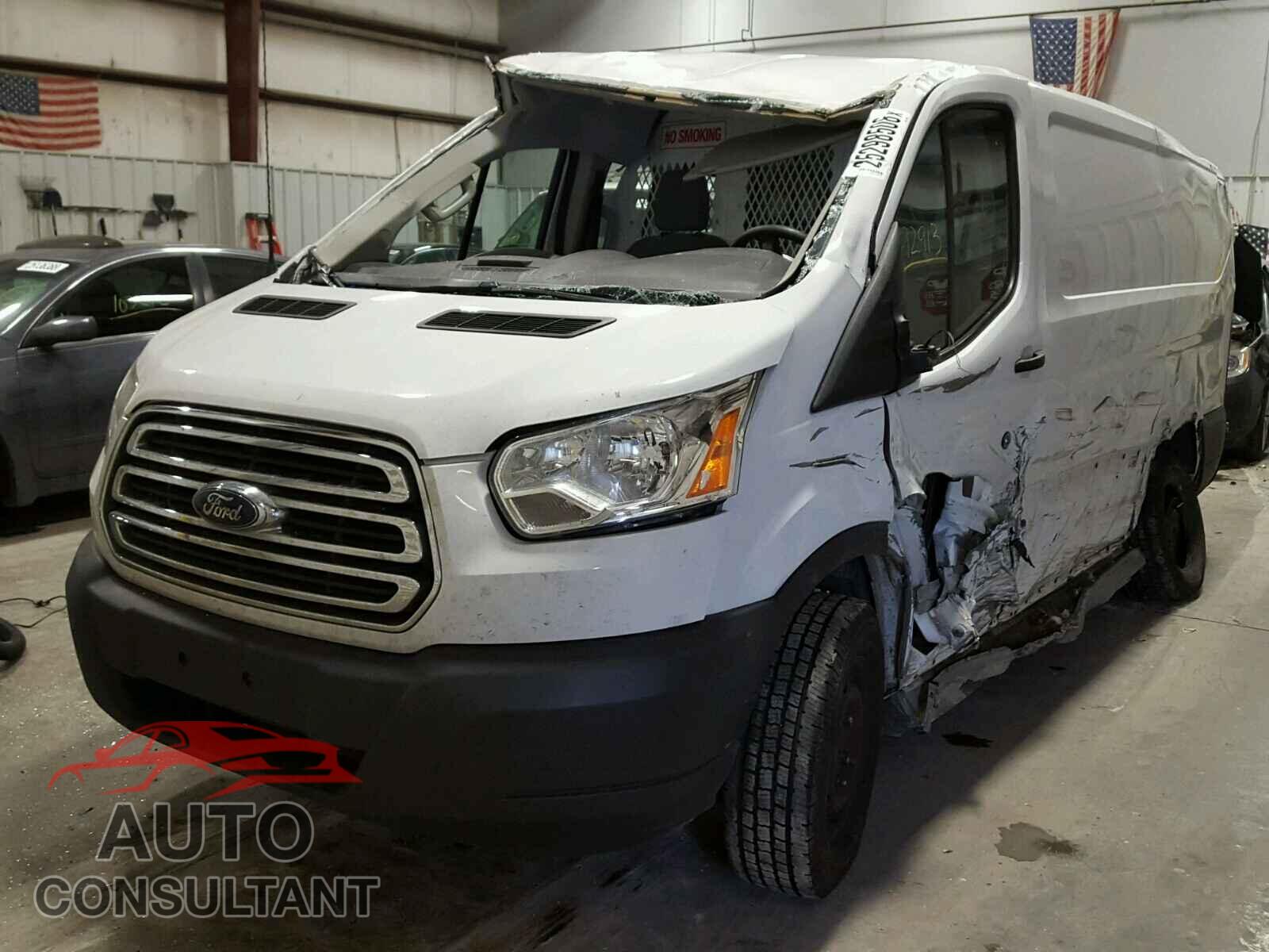 FORD TRANSIT CO 2015 - 1FTNR1ZM7FKA88582
