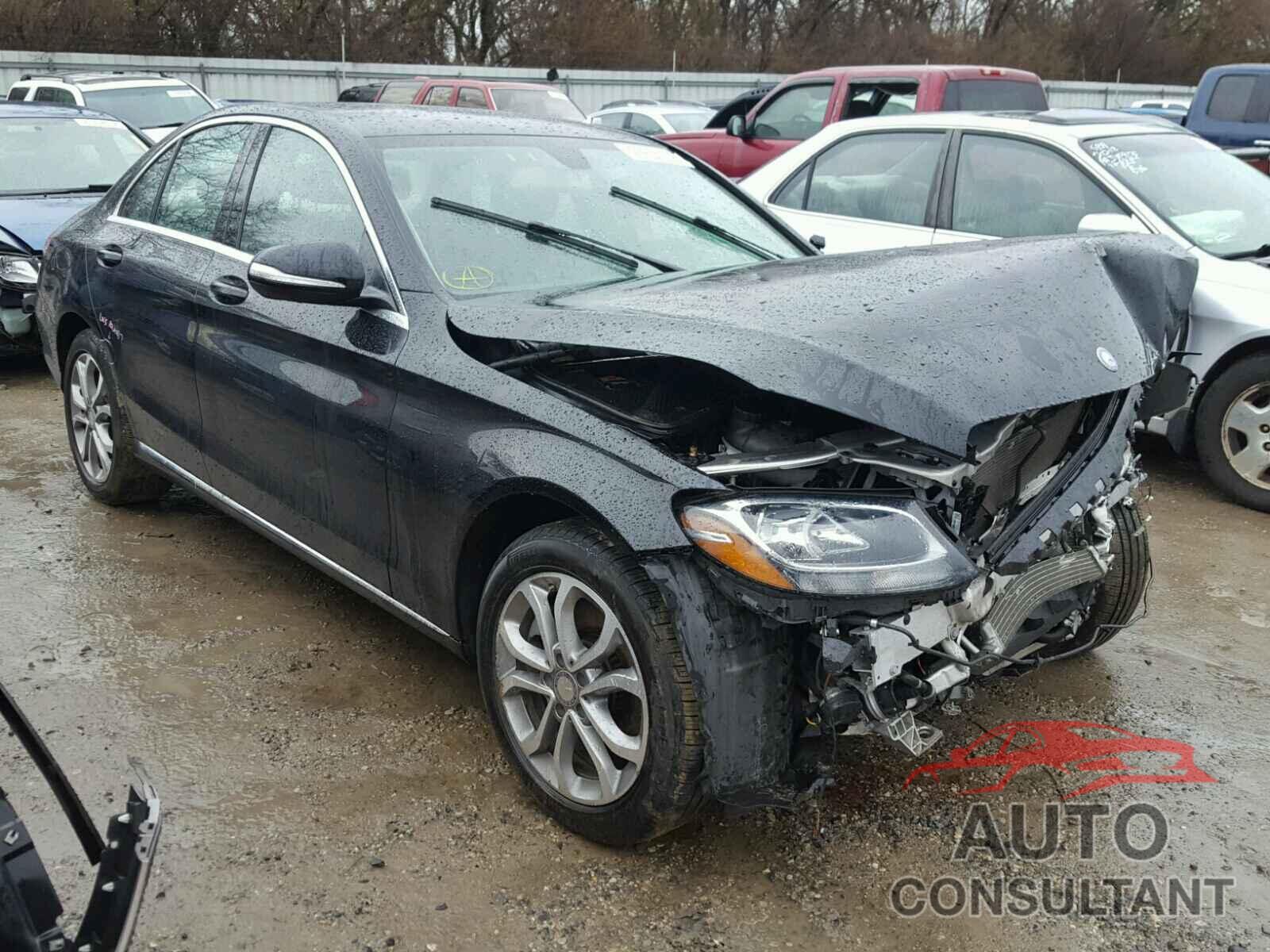 MERCEDES-BENZ C300 2015 - 55SWF4KB5FU080709
