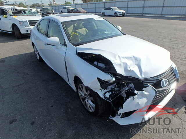 LEXUS IS250 2015 - JTHBF1D26F5069830
