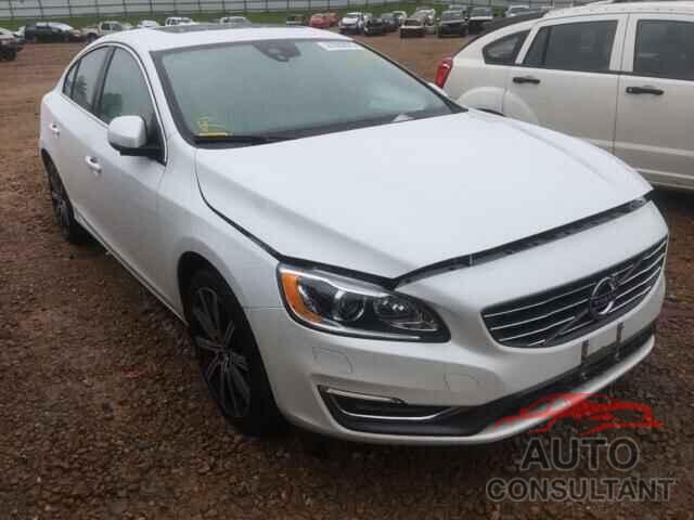 VOLVO S60 2015 - YV140MFC6F1312301