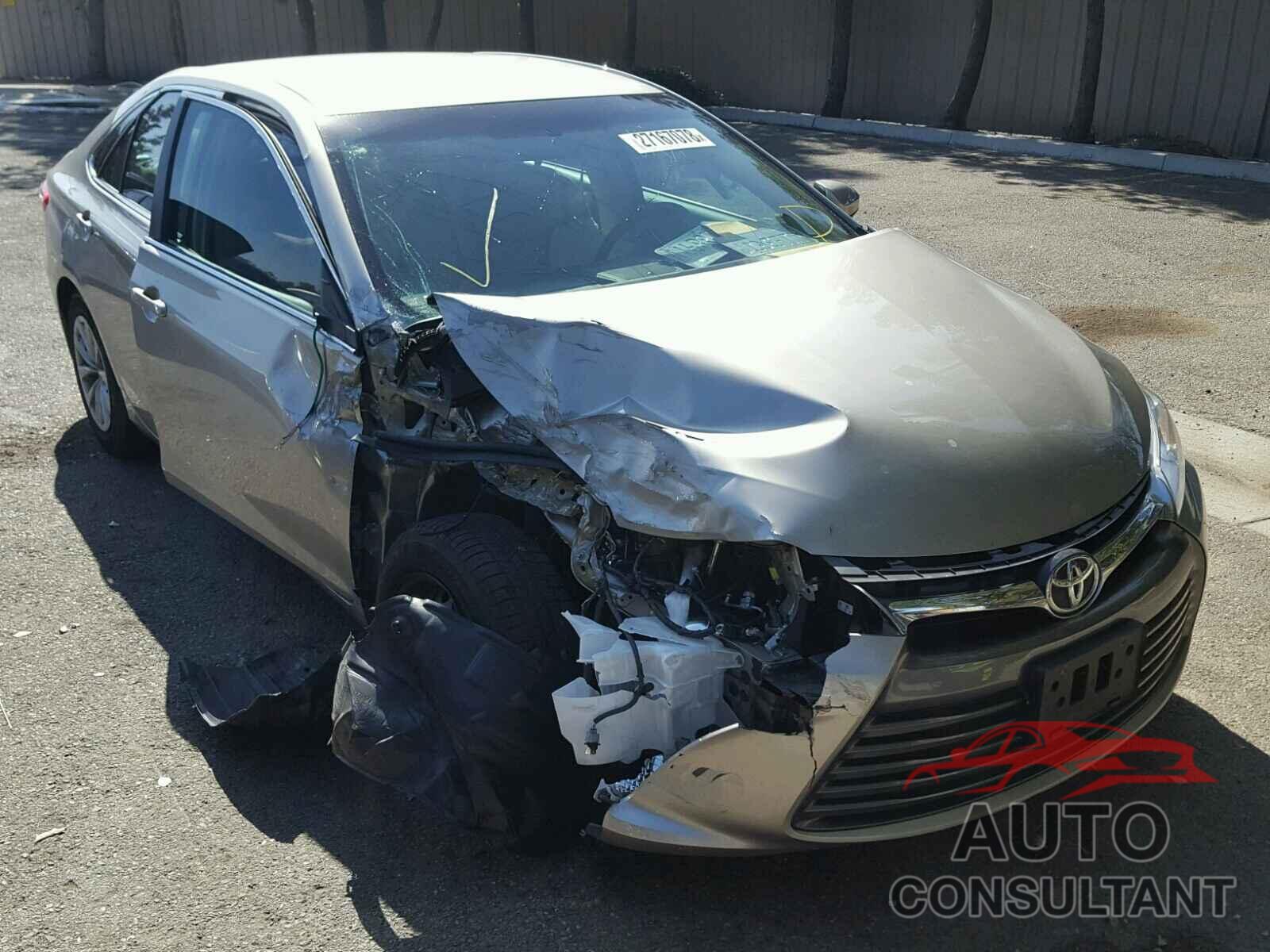 TOYOTA CAMRY 2016 - 4T4BF1FK0GR569425