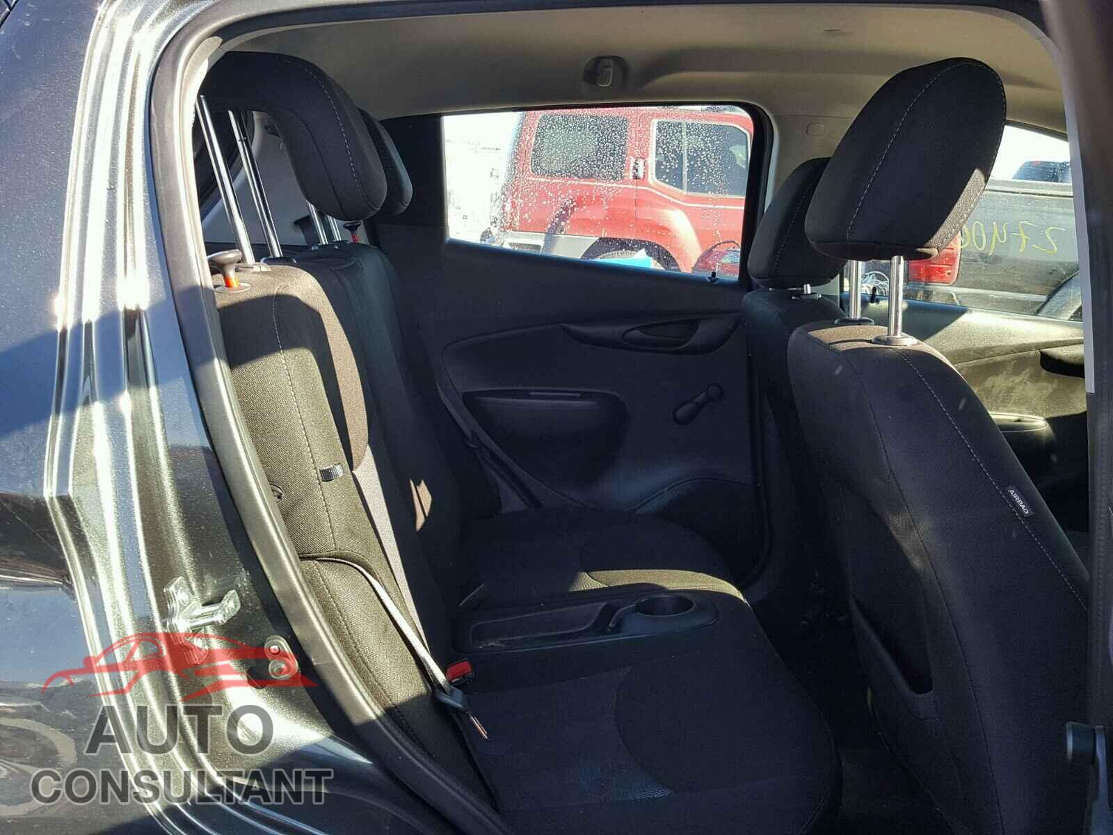 CHEVROLET SPARK 2017 - KL8CB6SA0HC774980