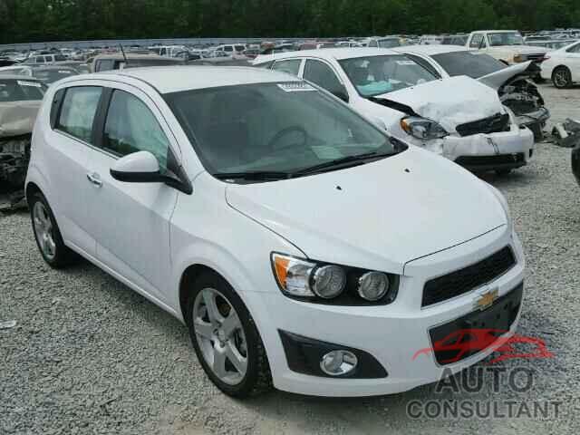 CHEVROLET SONIC 2016 - 1G1JE6SB6G4158765