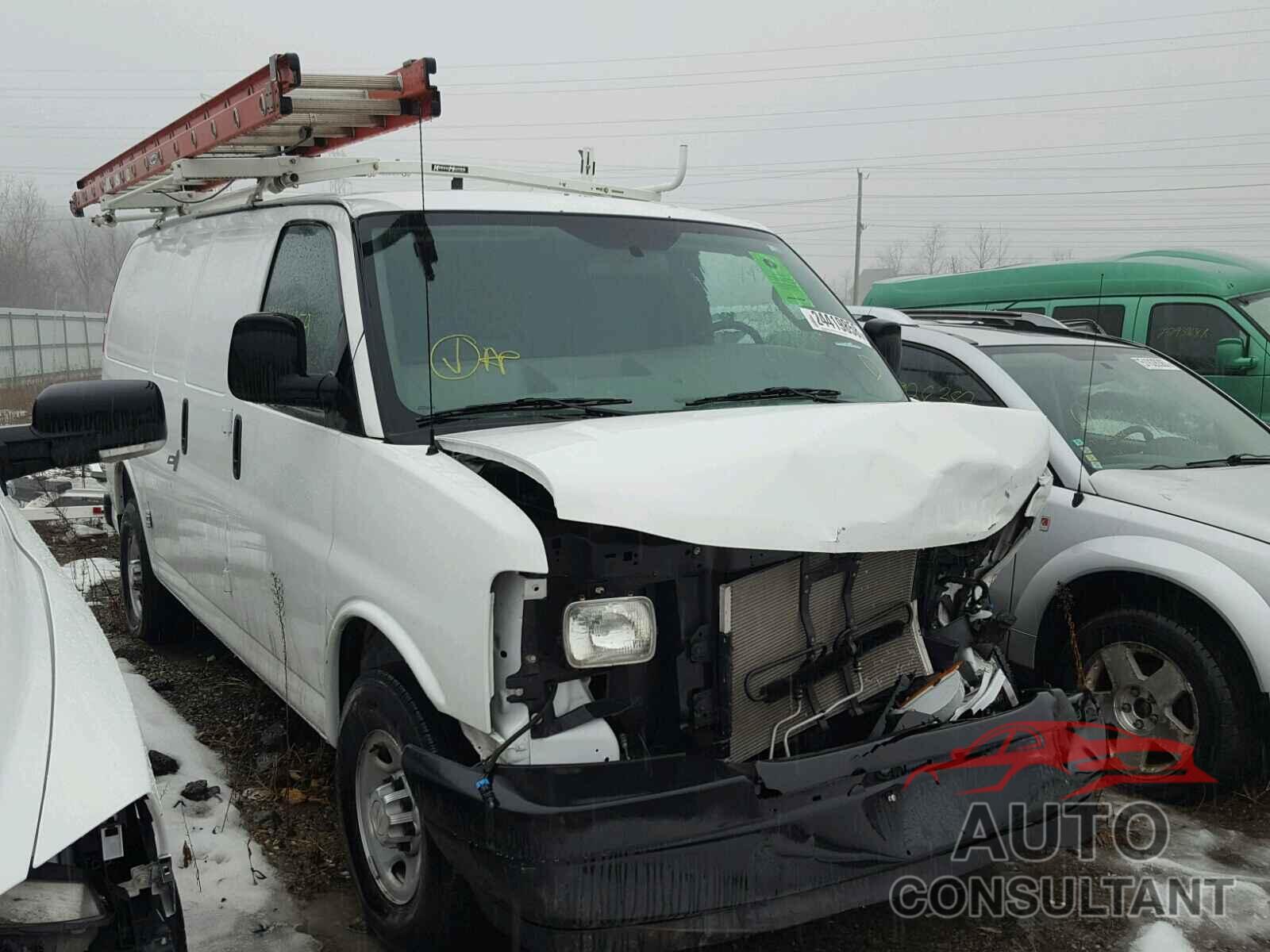 CHEVROLET EXPRESS 2017 - 1GCWGAFF4H1305062