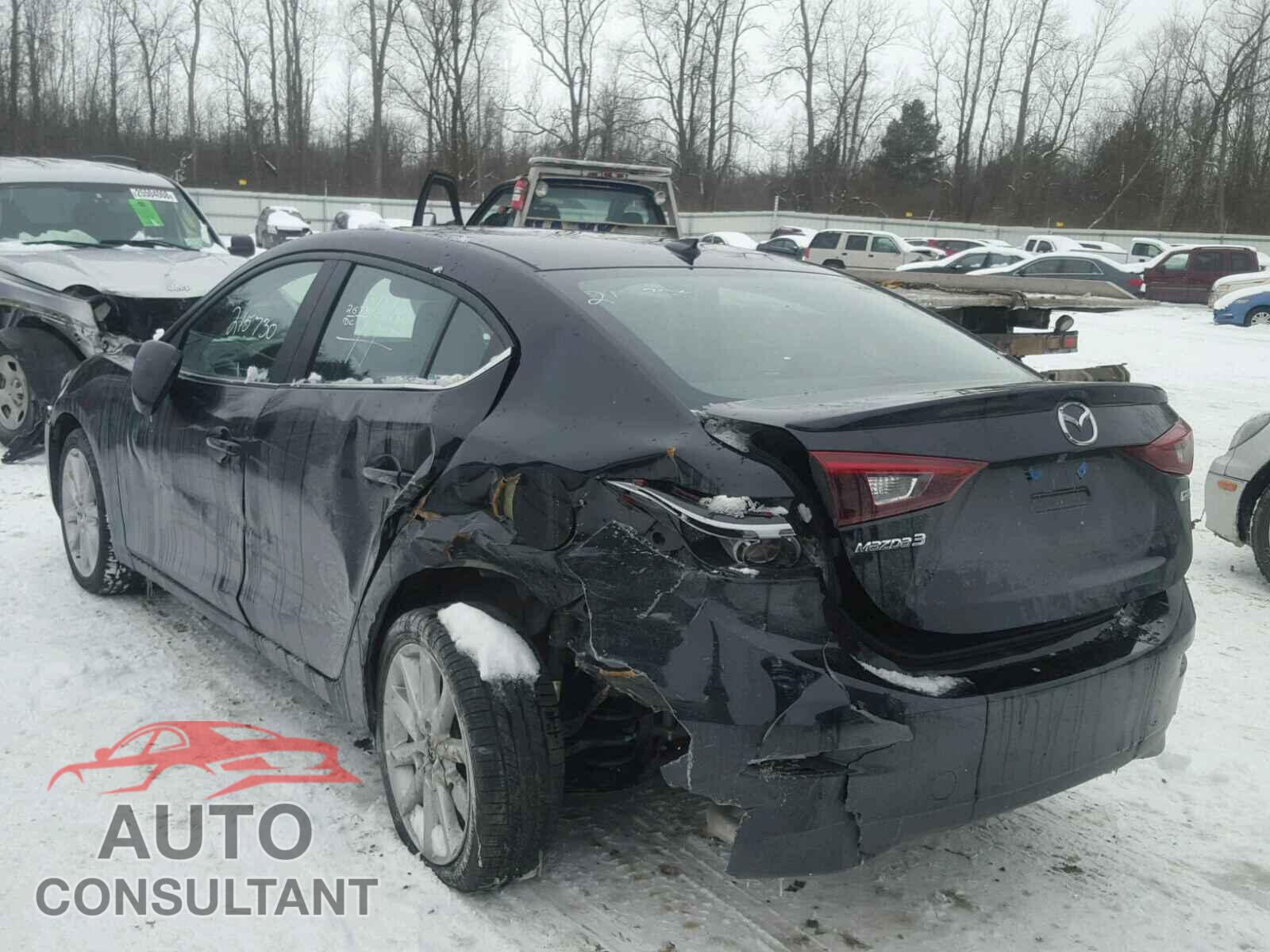 MAZDA 3 2017 - 3MZBN1W37HM137752