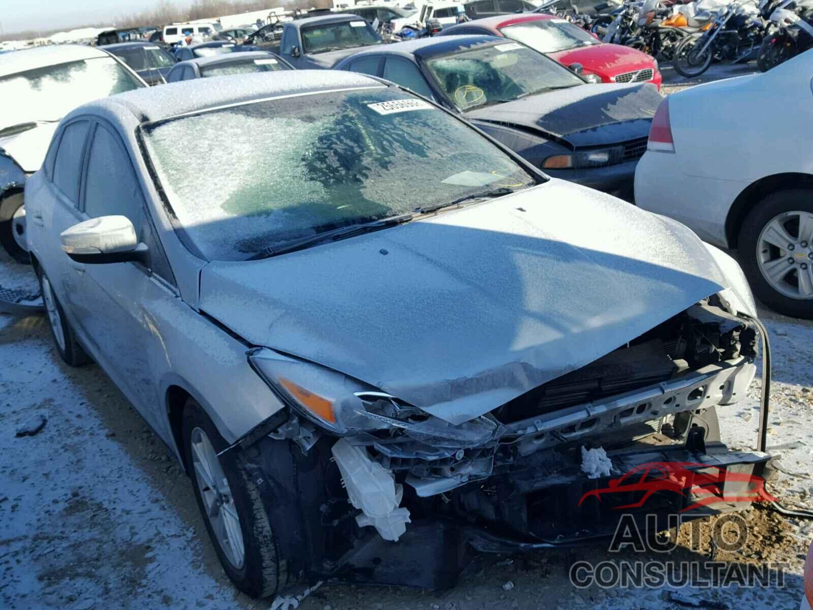 FORD FOCUS 2015 - 1FADP3FE2FL374821