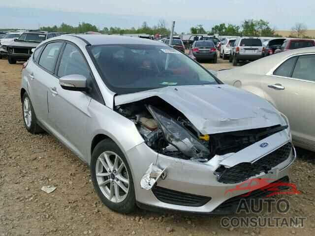 FORD FOCUS 2015 - 1FADP3K22FL277372