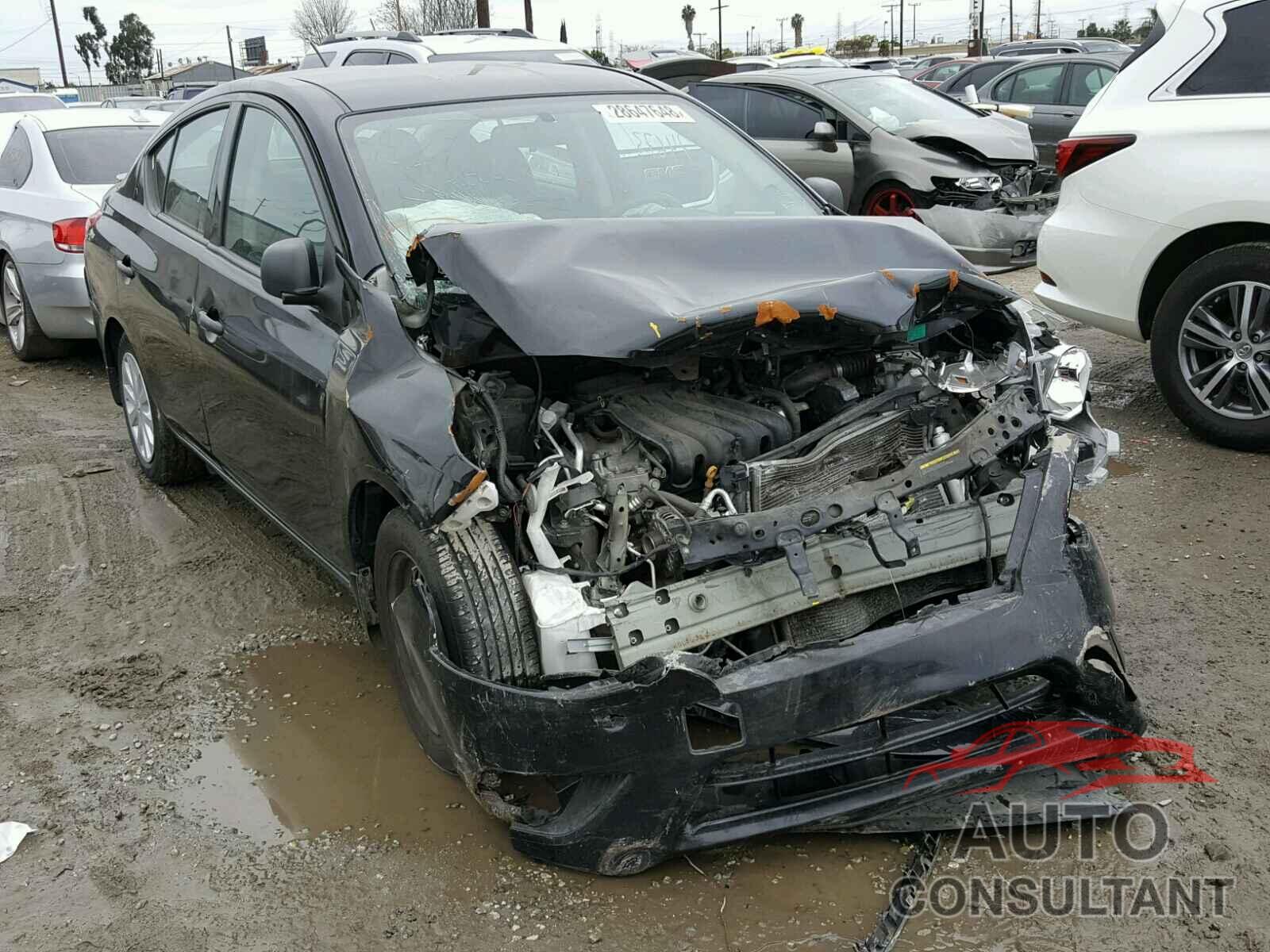NISSAN VERSA 2015 - 3N1CN7AP2FL917104