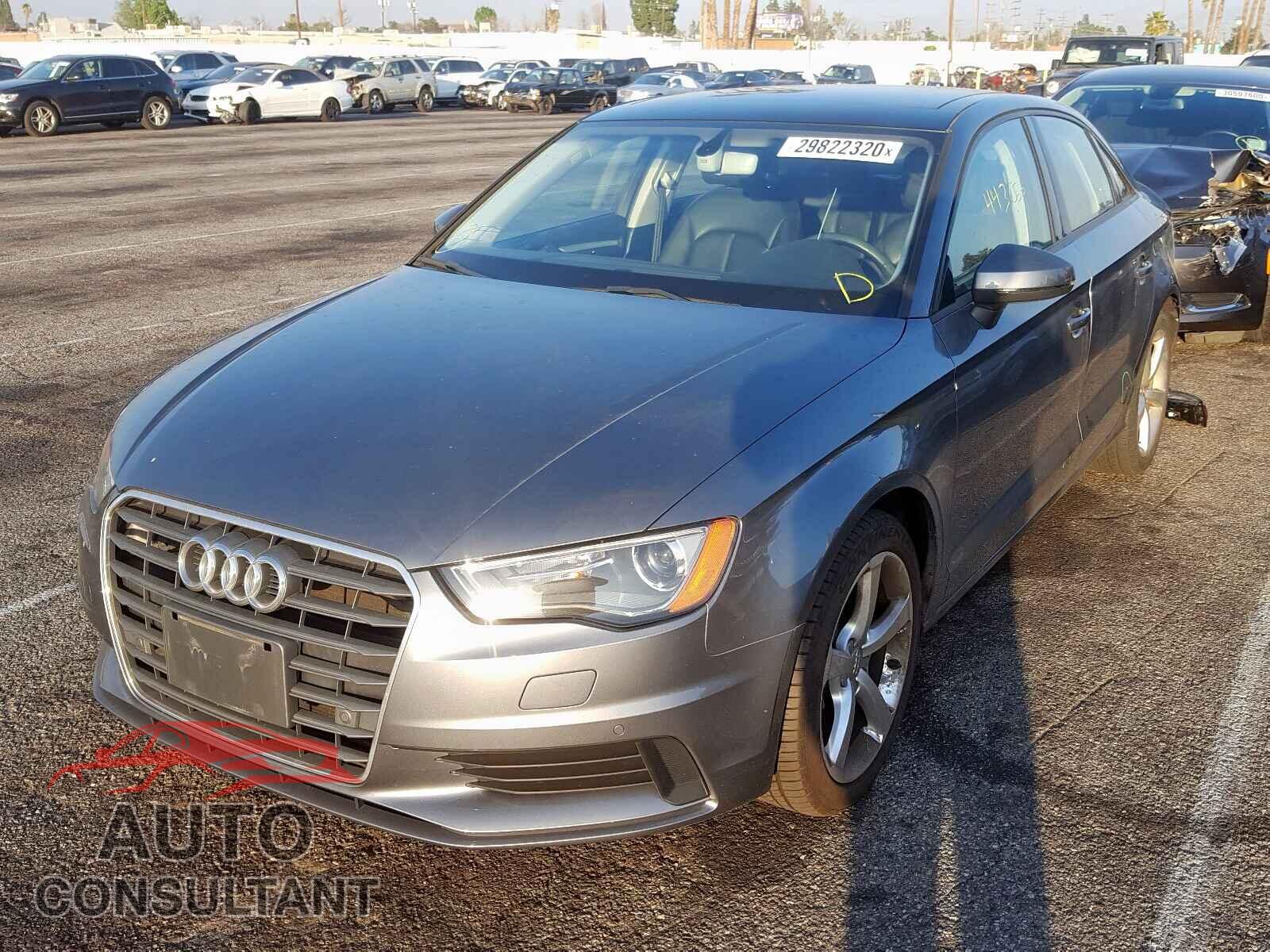AUDI A3 2016 - WAUA7GFF3G1010852