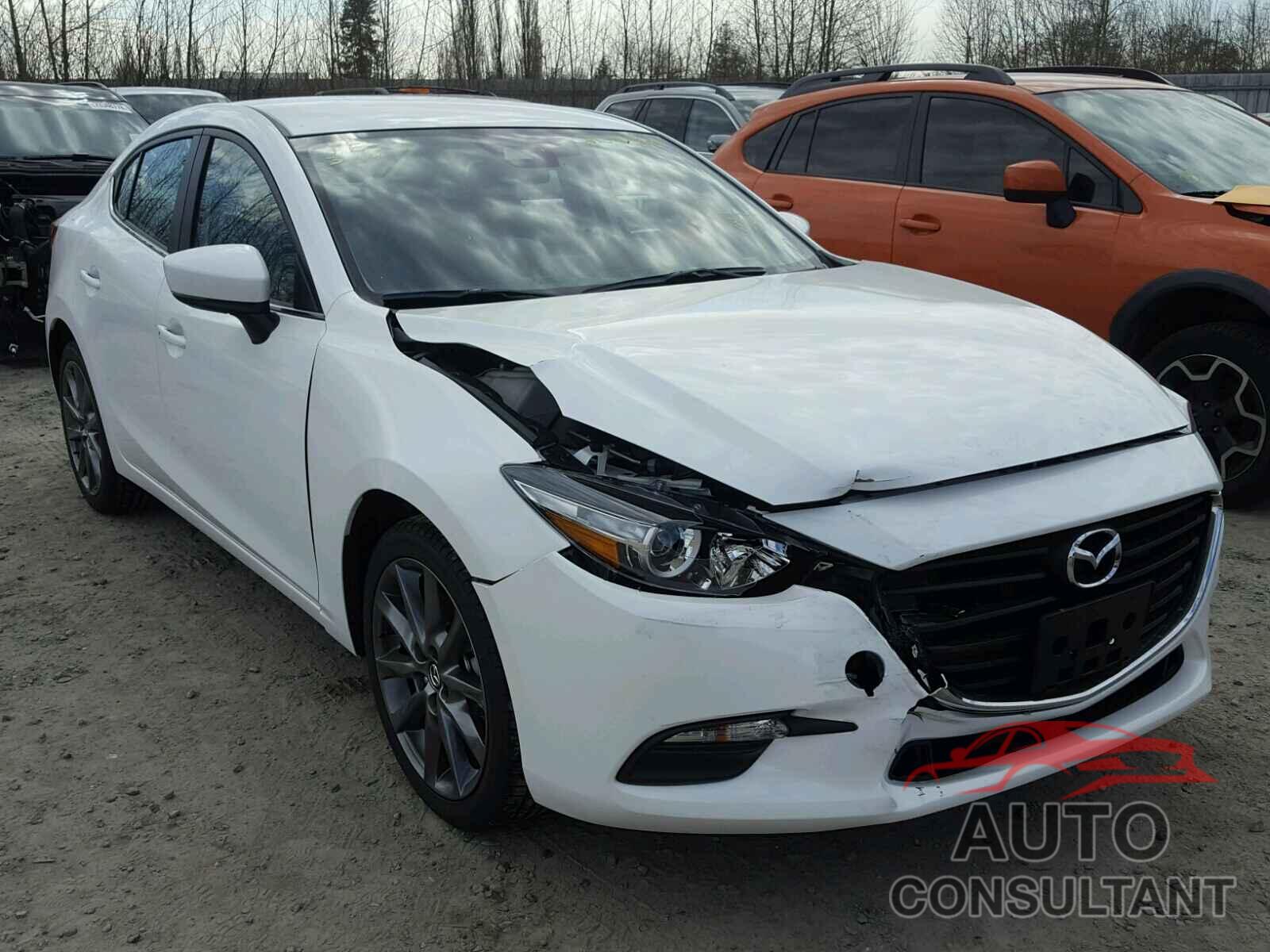 MAZDA 3 2018 - 3MZBN1V36JM203067