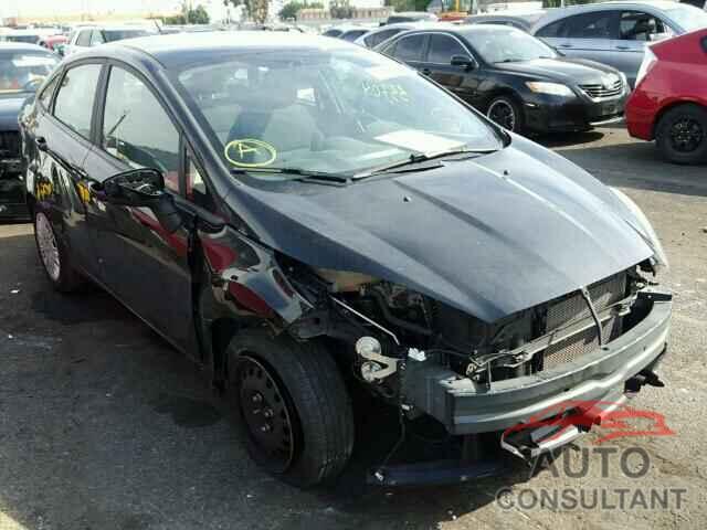 FORD FIESTA 2015 - 3FADP4AJ3FM135934