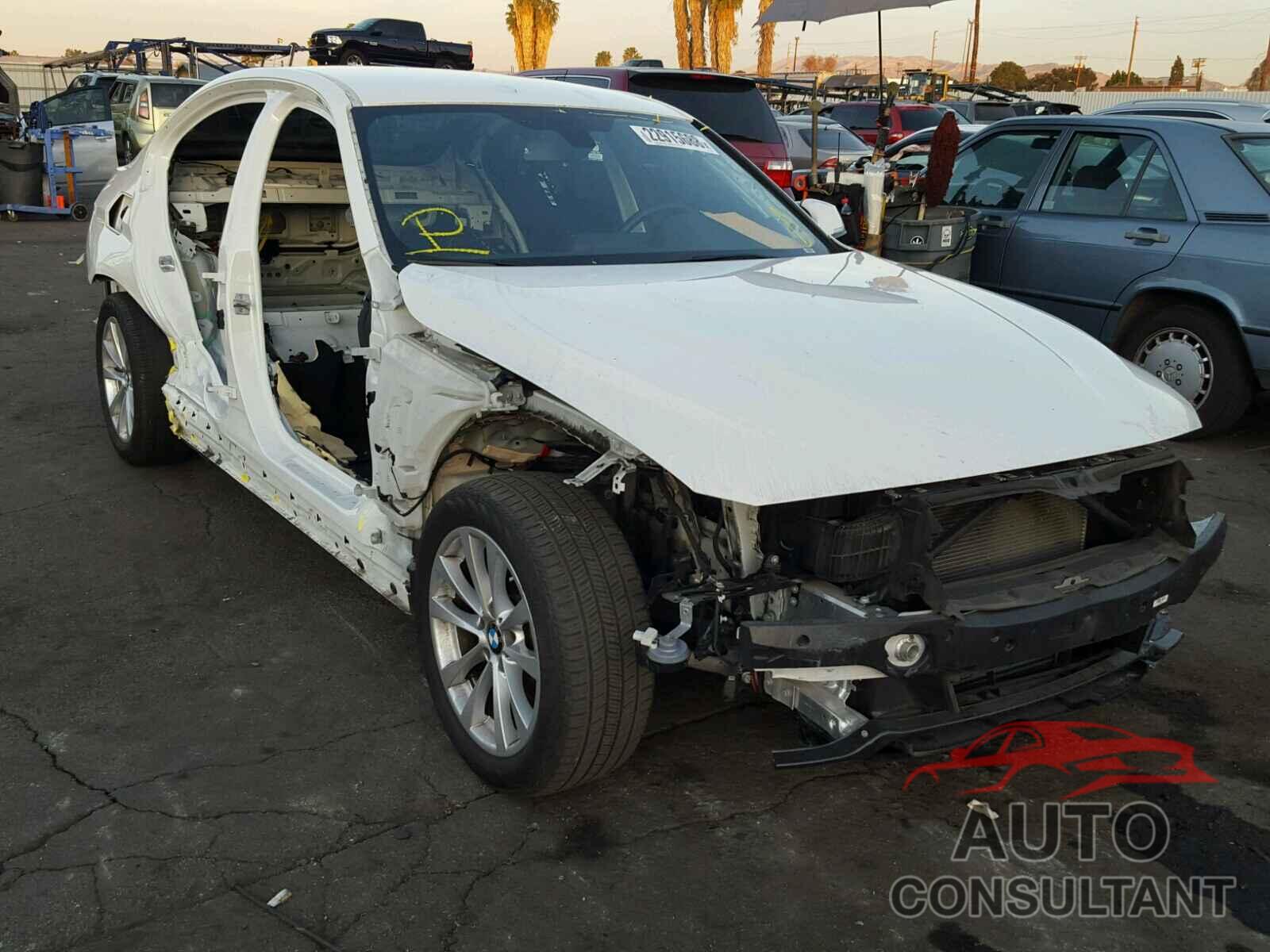 BMW 3 SERIES 2016 - WBA8E1G58GNT33651