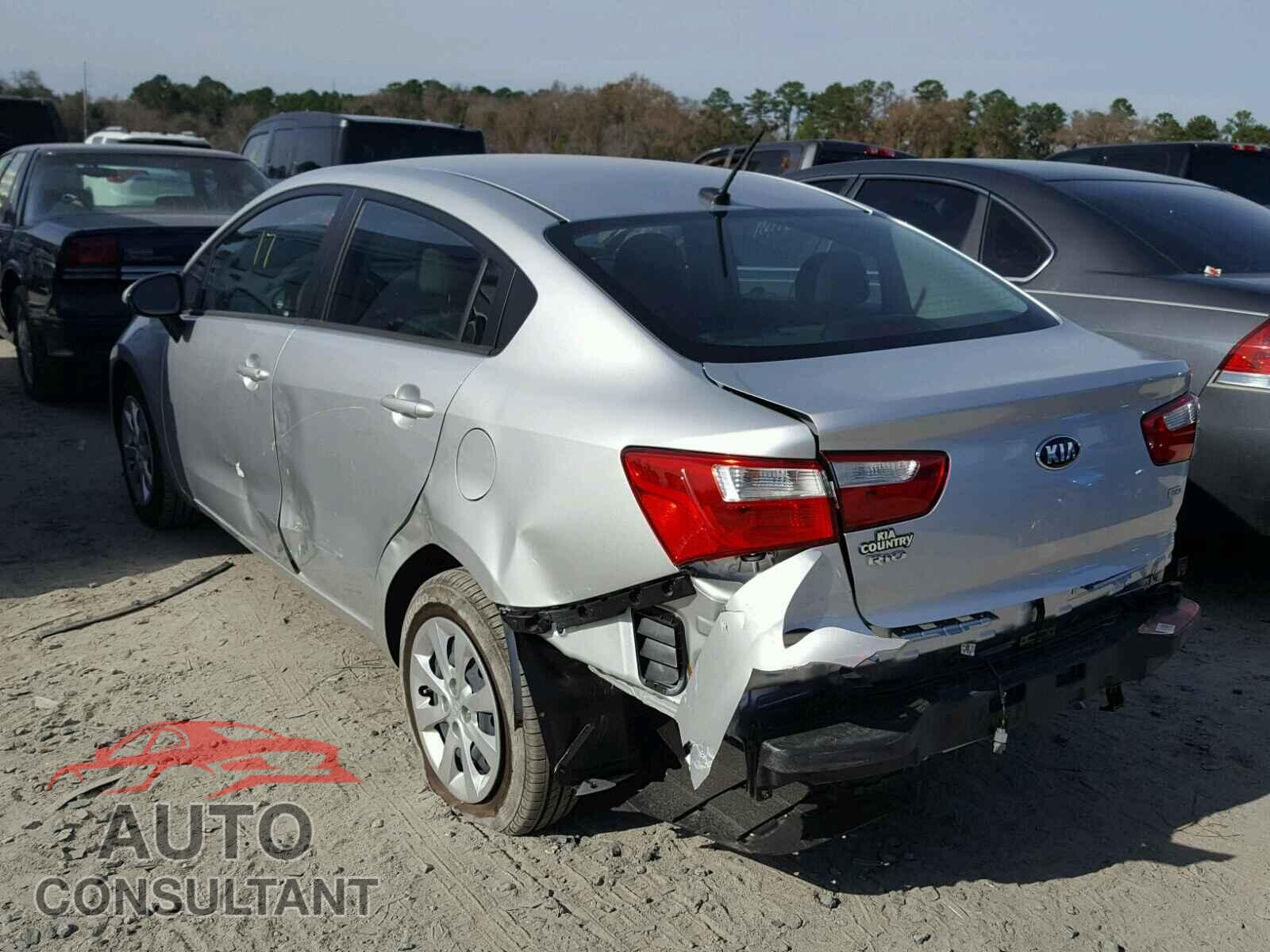 KIA RIO 2017 - KNADM4A39H6120472