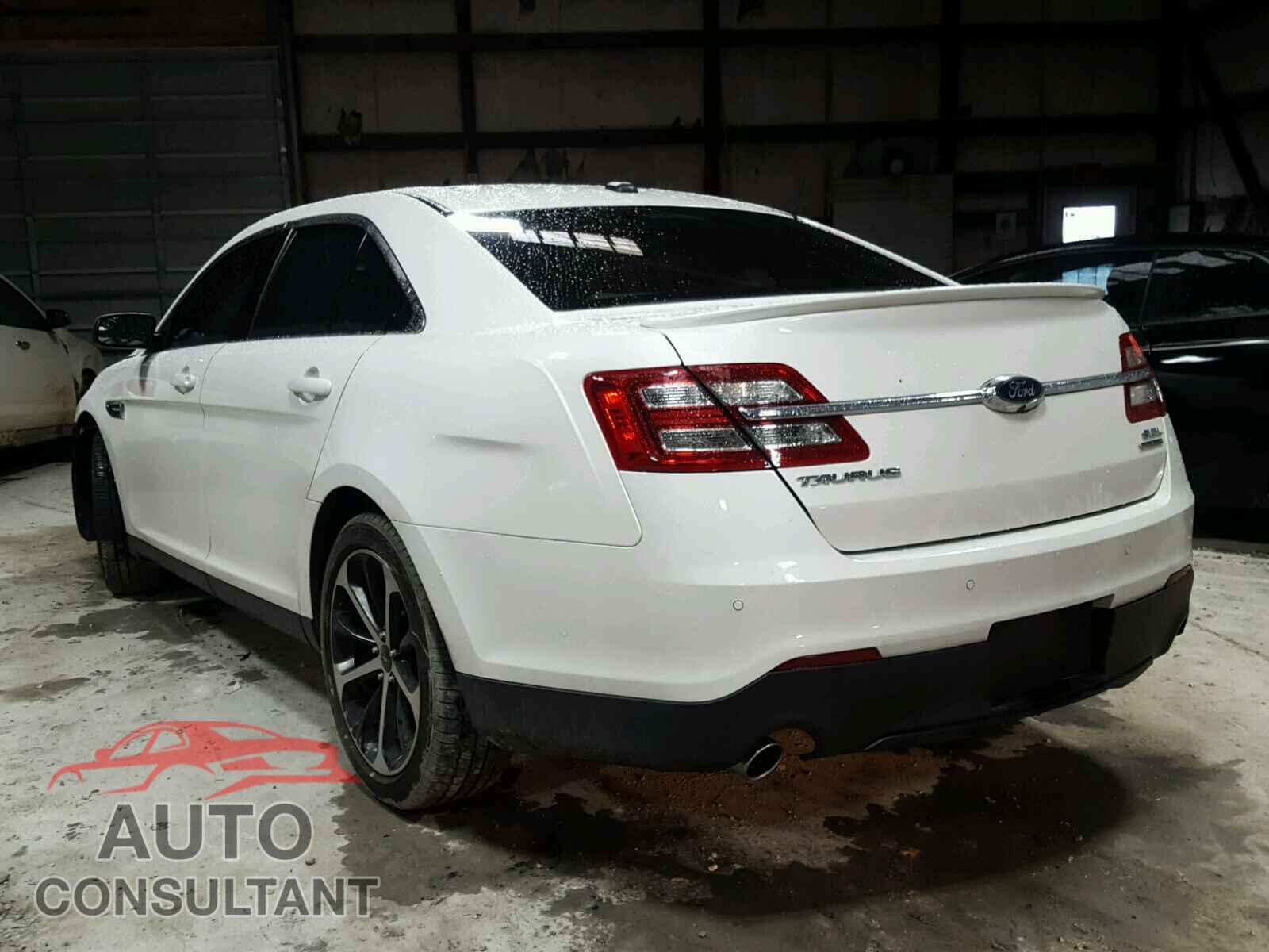FORD TAURUS 2016 - 1FAHP2E89GG130942