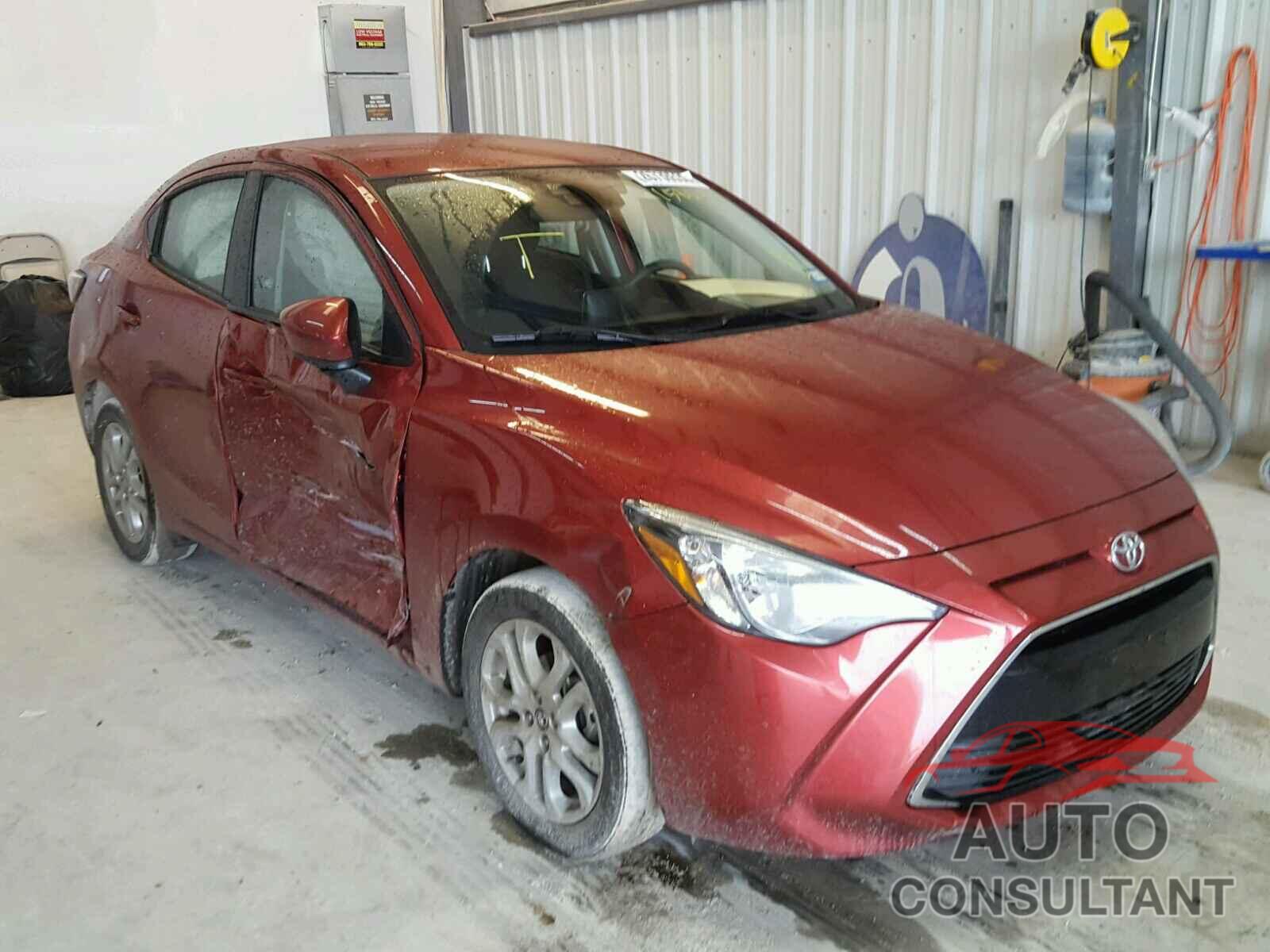 TOYOTA YARIS 2017 - 3MYDLBYV1HY158614