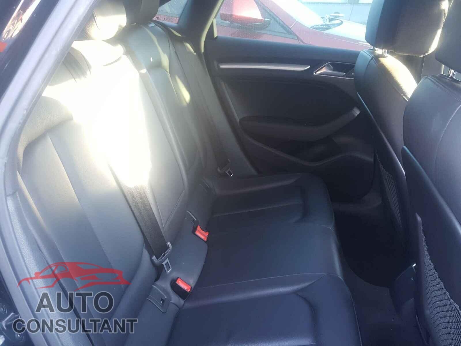 AUDI A3 2017 - WAUAUGFF9H1032932