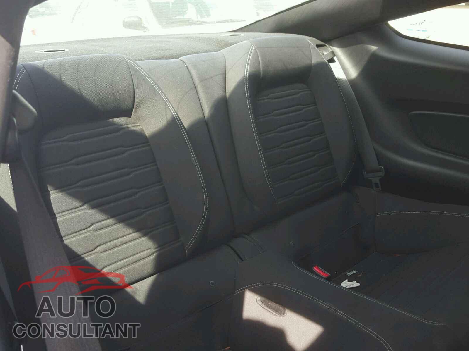 FORD MUSTANG 2016 - 1FA6P8CF3G5279760