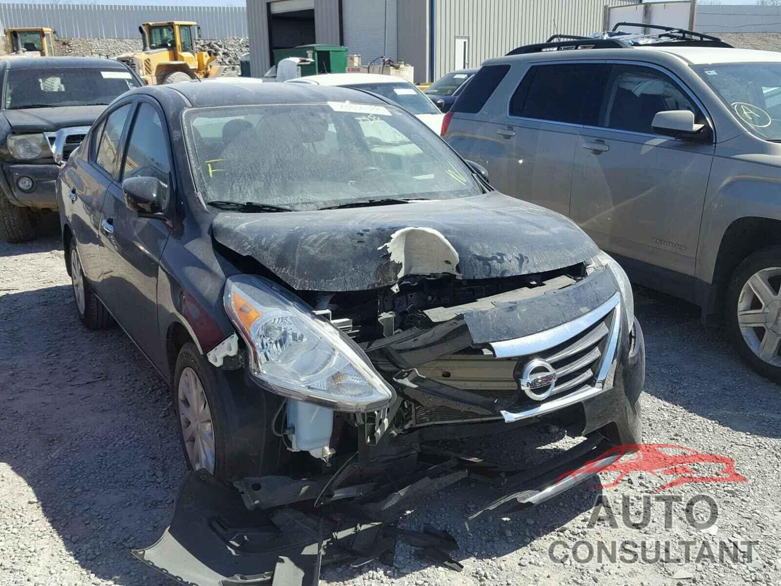 NISSAN VERSA 2015 - 3N1CN7AP7FL945822