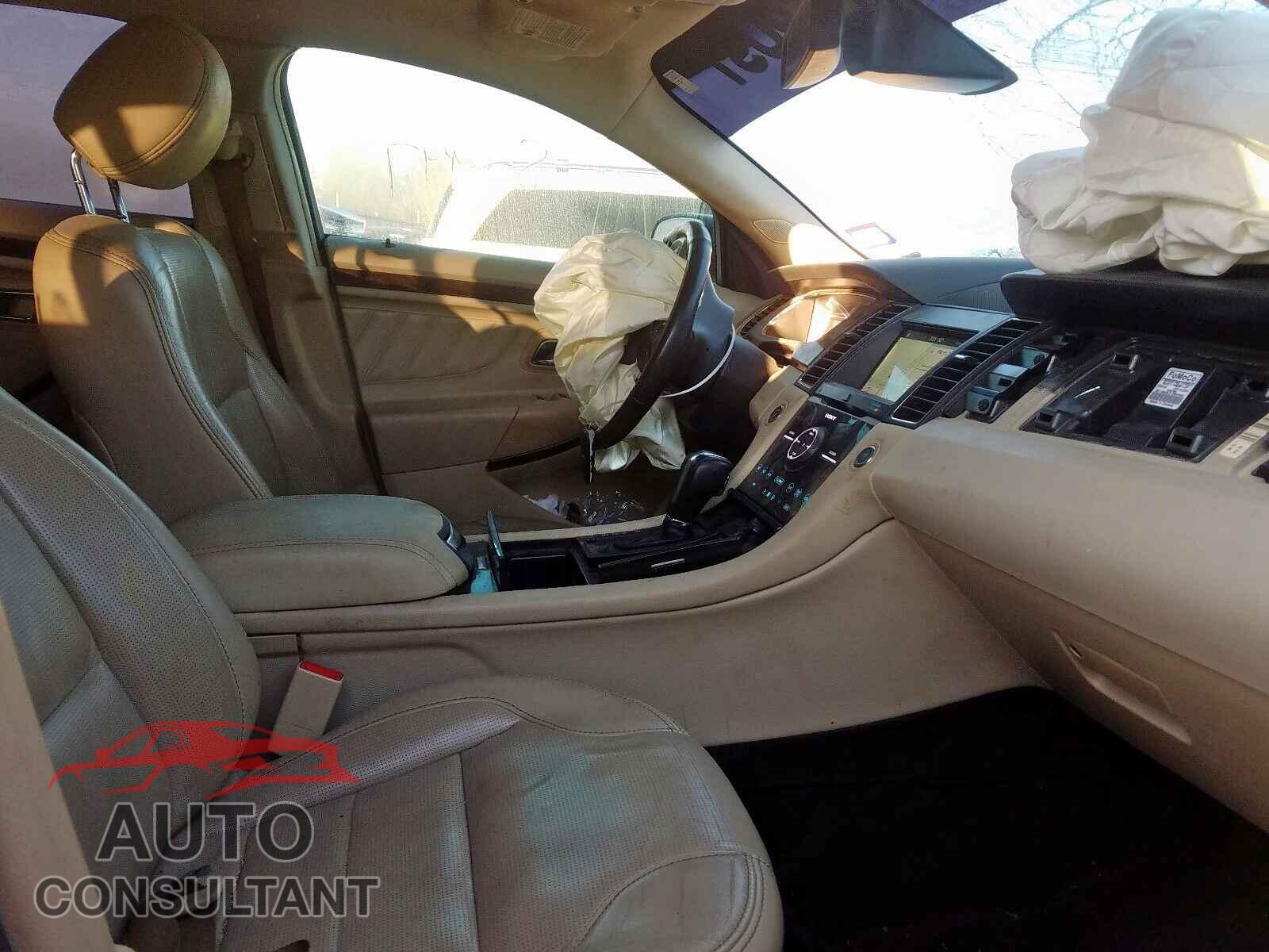 FORD TAURUS 2016 - 3N1AB7AP3HY273084