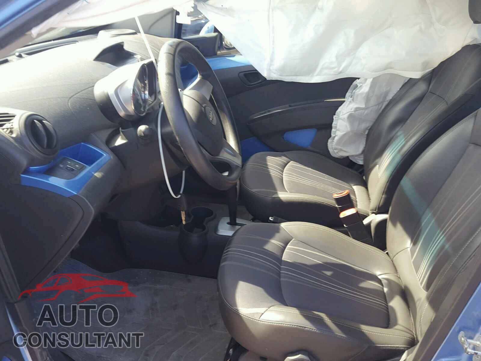 CHEVROLET SPARK 2015 - KL8CB6S93FC732807