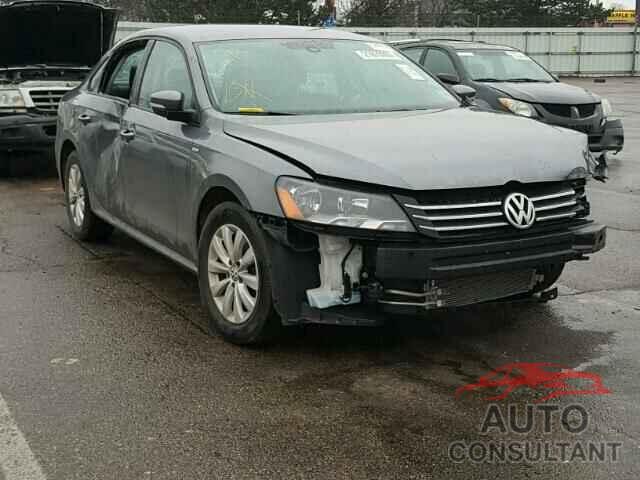 VOLKSWAGEN PASSAT 2015 - 1VWAT7A35FC093972