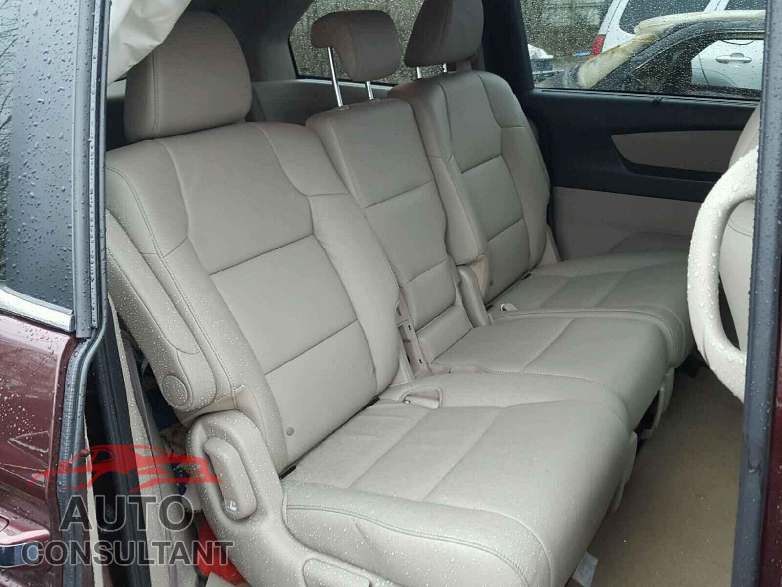 HONDA ODYSSEY 2015 - 5FNRL5H63FB057520