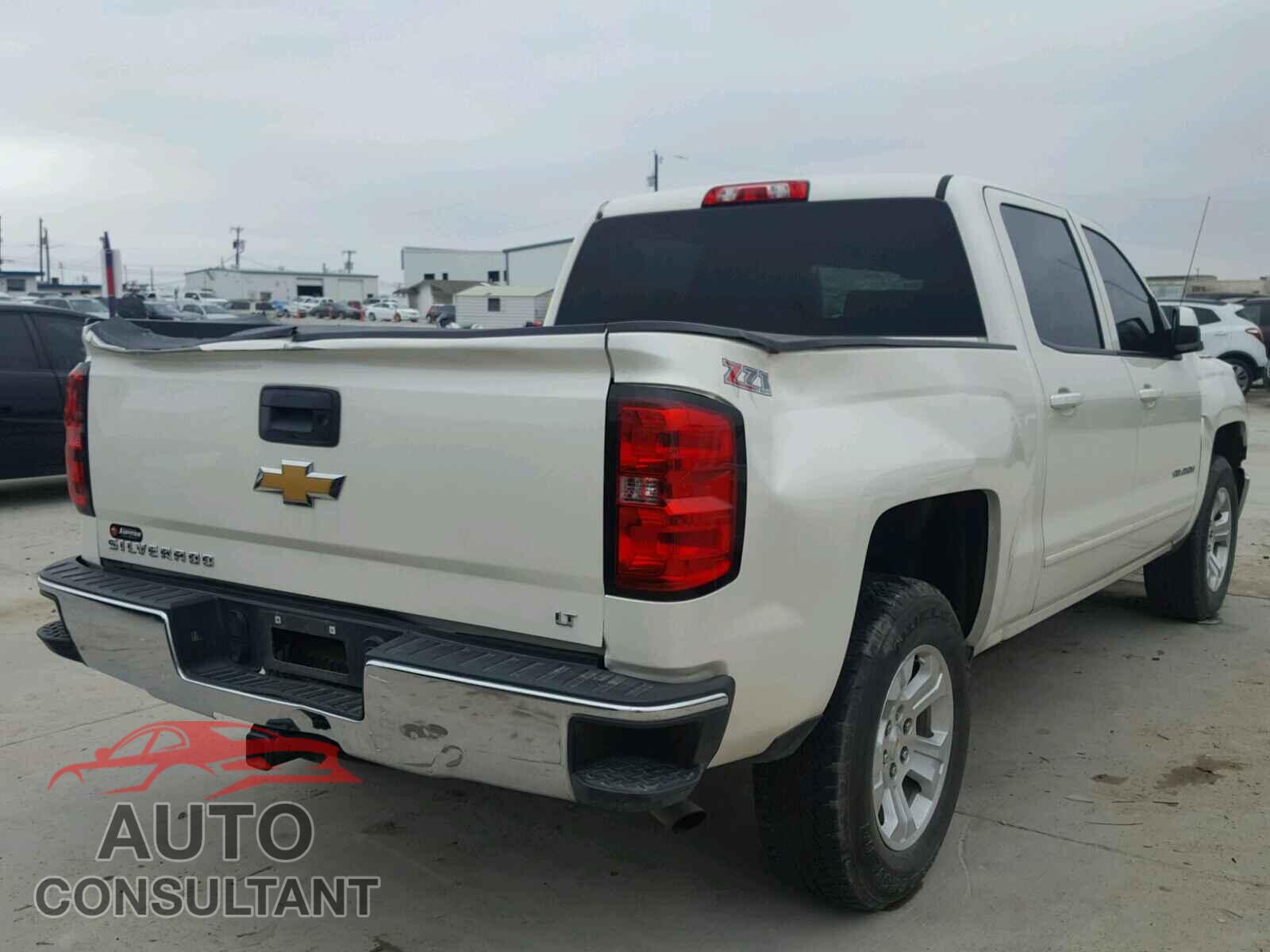 CHEVROLET SILVERADO 2015 - 3GCUKREC4FG139619