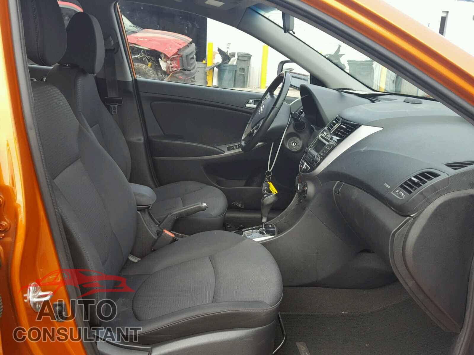 HYUNDAI ACCENT 2015 - KMHCU5AE7FU226056