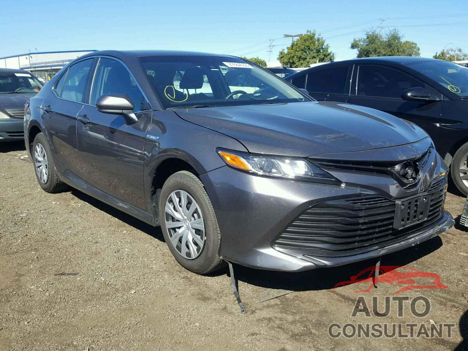TOYOTA CAMRY 2018 - 4T1B31HK5JU001534