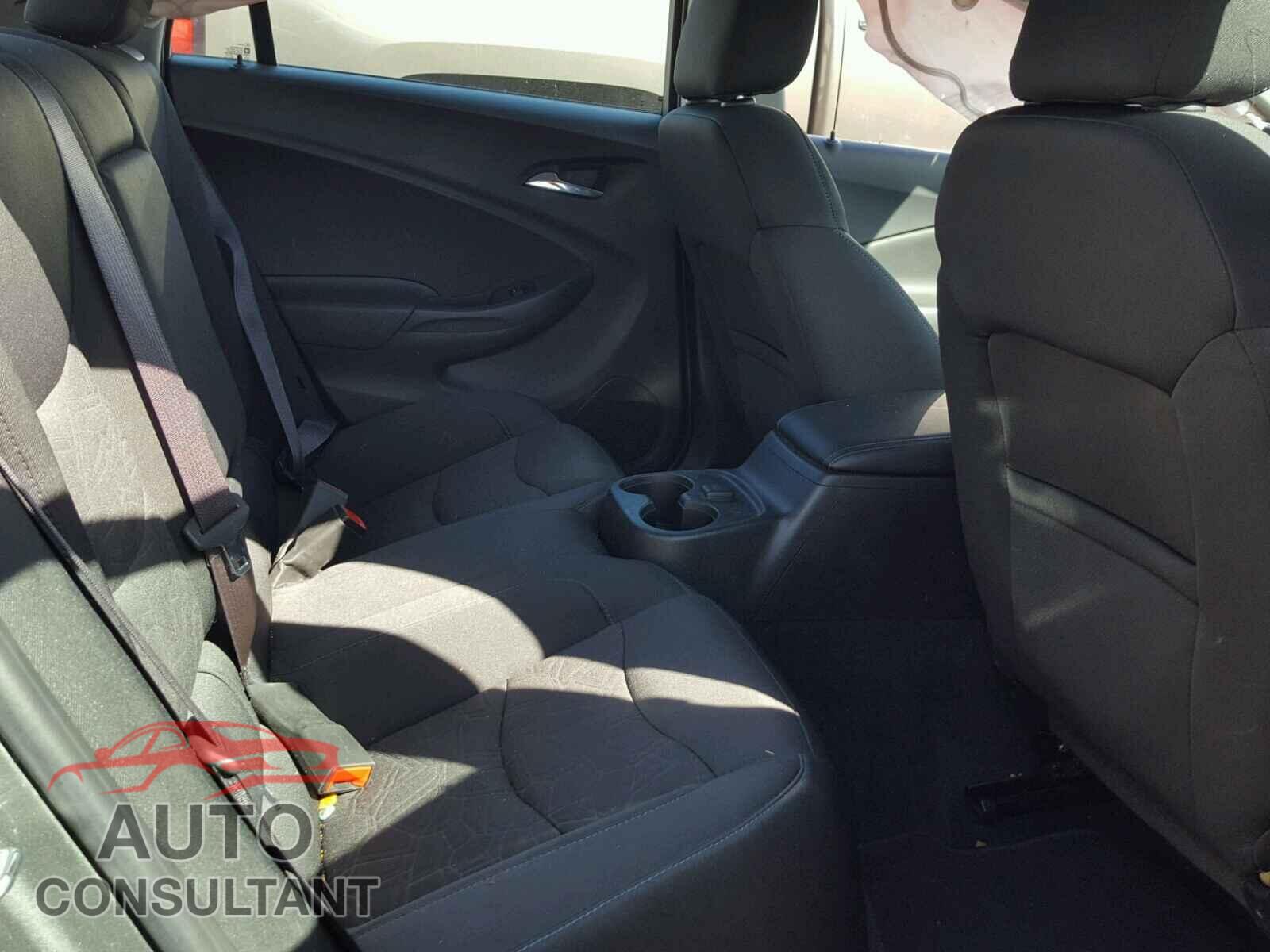 CHEVROLET VOLT 2017 - 1G1RC6S55HU157238