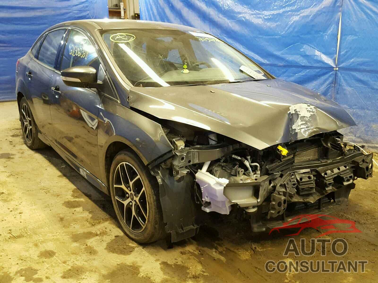 FORD FOCUS 2015 - 1FADP3F2XFL267389