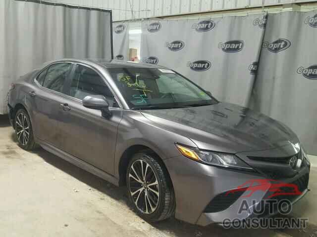 TOYOTA CAMRY 2018 - 4T1B11HK9JU520480