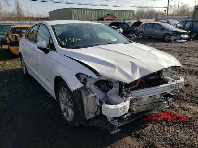 FORD FUSION 2017 - 5TFAZ5CN2LX093923