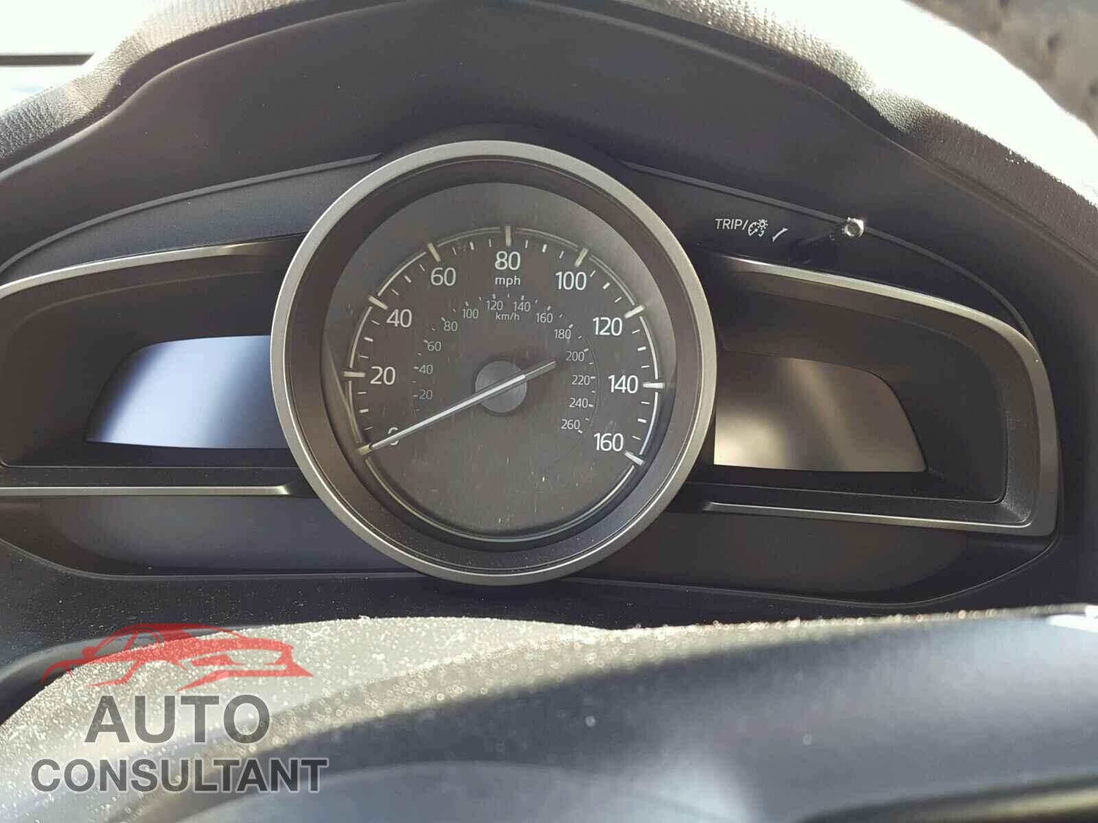 MAZDA 3 2017 - 3MZBN1V76HM133843
