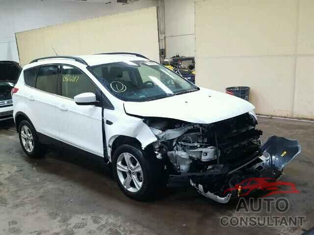 FORD ESCAPE 2015 - 1FMCU0GX4FUC11915